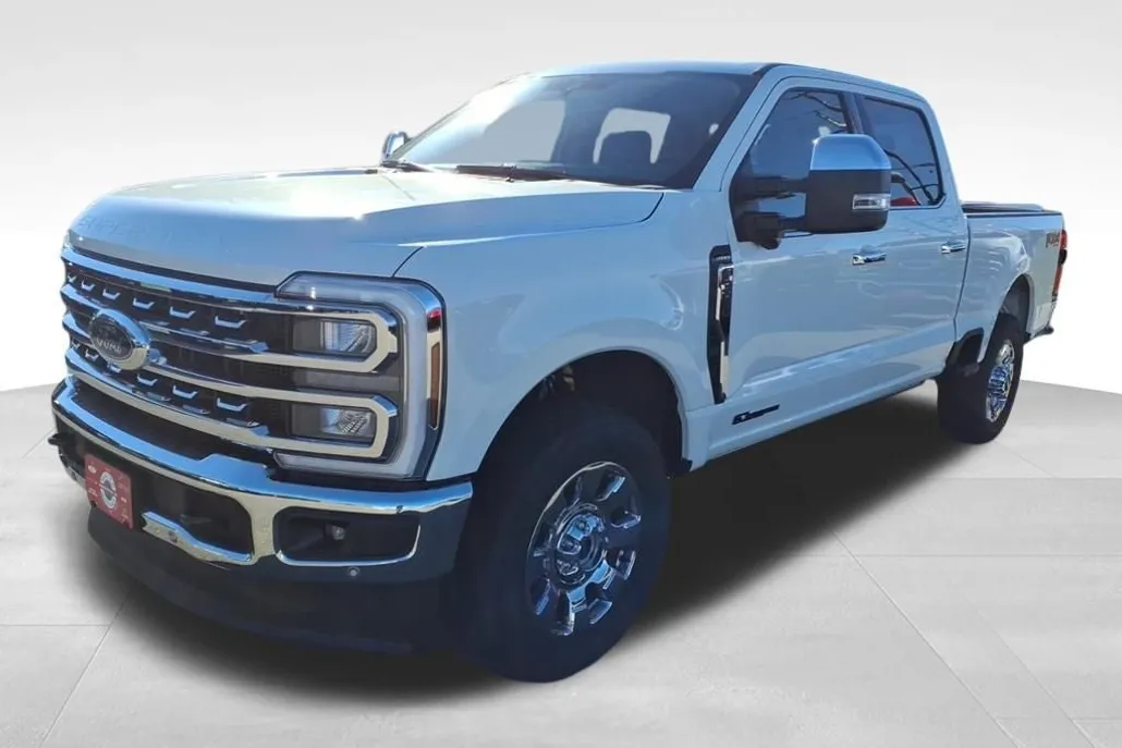 2026 Ford F-350 Lariat photo 1