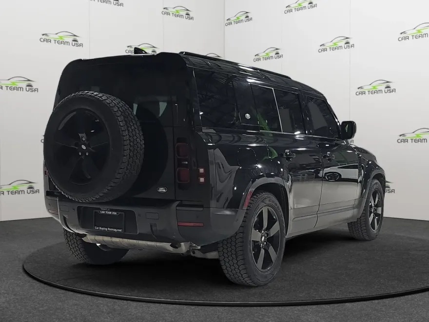 2021 Land Rover Defender 110 SE photo 1