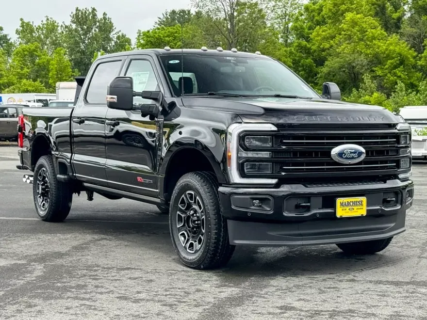 2025 Ford F-350 photo 1