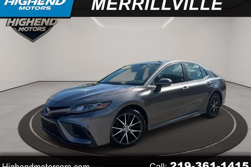 2022 Toyota Camry SE photo 1