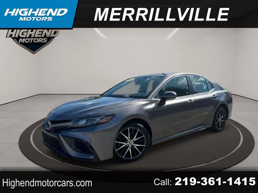2022 Toyota Camry SE photo 1