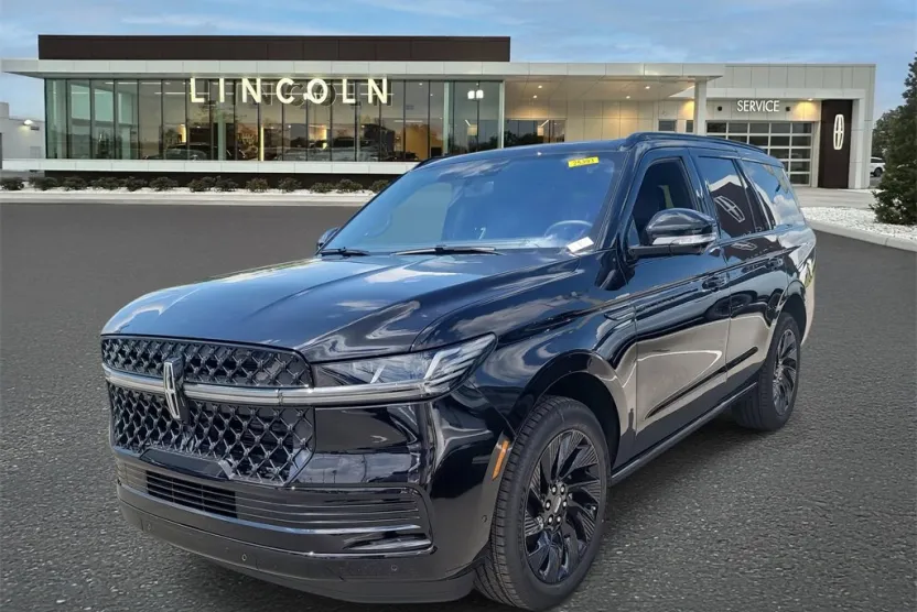 2025 Lincoln Navigator Reserve photo 1