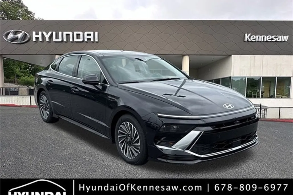 2025 Hyundai Sonata Hybrid Limited photo 1