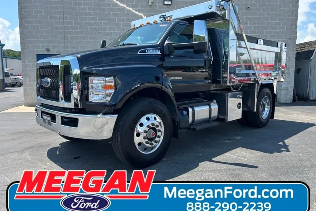 2026 Ford F-650 photo 1