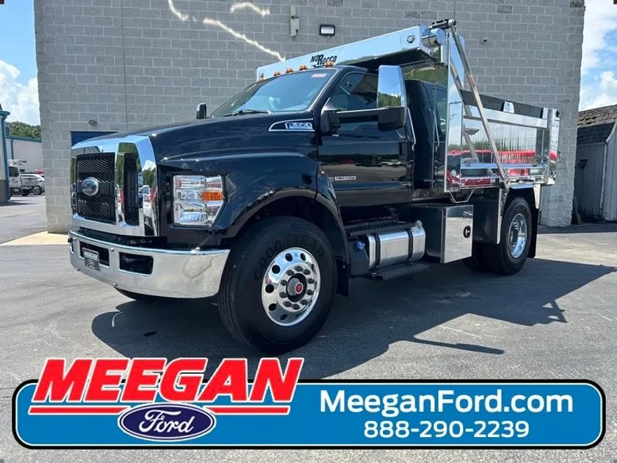 2026 Ford F-650 photo 1