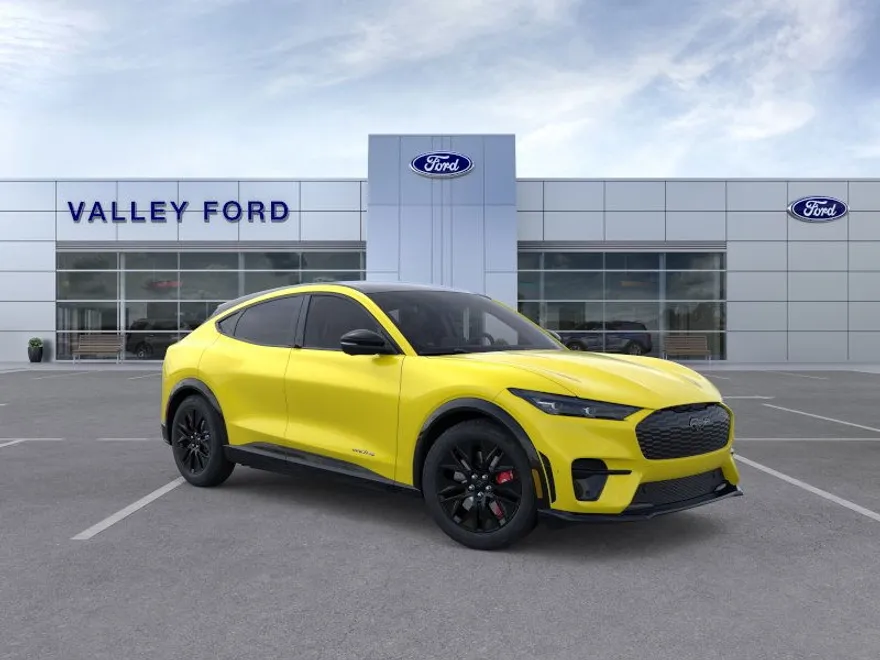 2025 Ford Mustang Mach-E Premium photo 1
