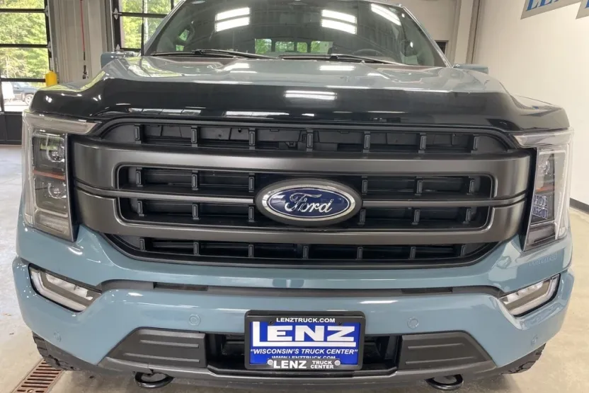 2023 Ford F-150 Lariat photo 1