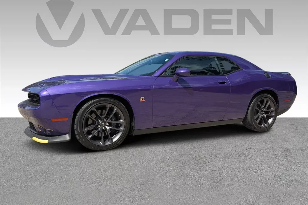 2023 Dodge Challenger R/T Scat Pack photo 1