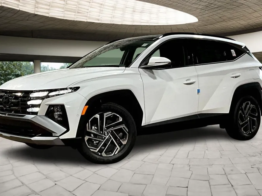 2025 Hyundai Tucson Hybrid Limited photo 1