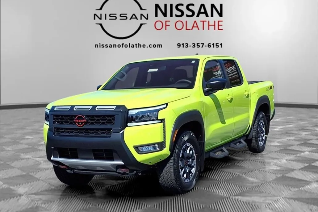 2026 Nissan Frontier PRO-4X photo 1