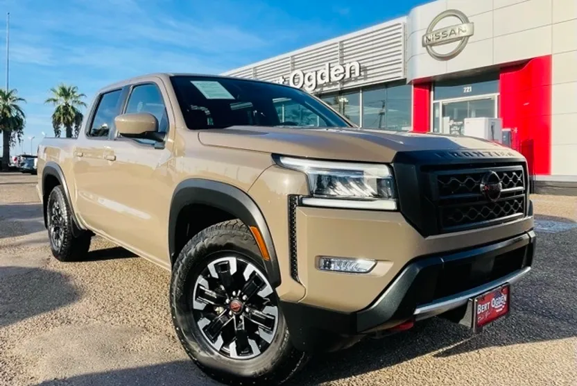 2024 Nissan Frontier PRO-X photo 1