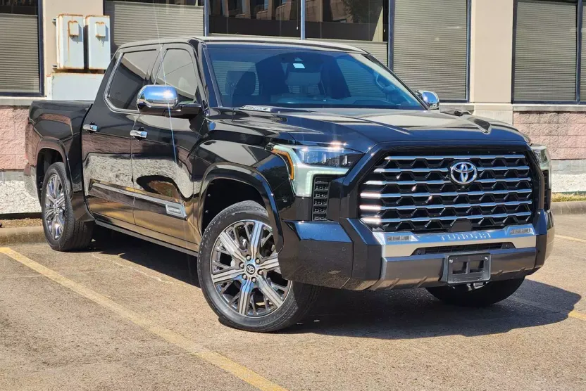 2022 Toyota Tundra CapStone photo 1