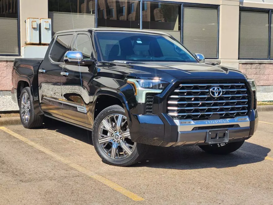 2022 Toyota Tundra CapStone photo 1