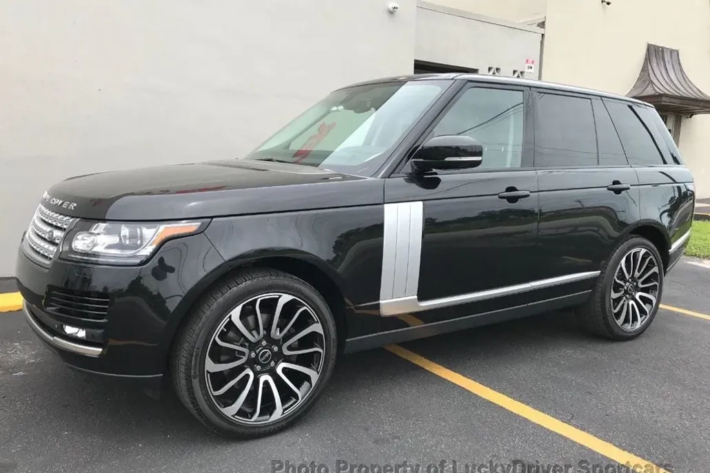 2014 Land Rover Range Rover HSE photo 1