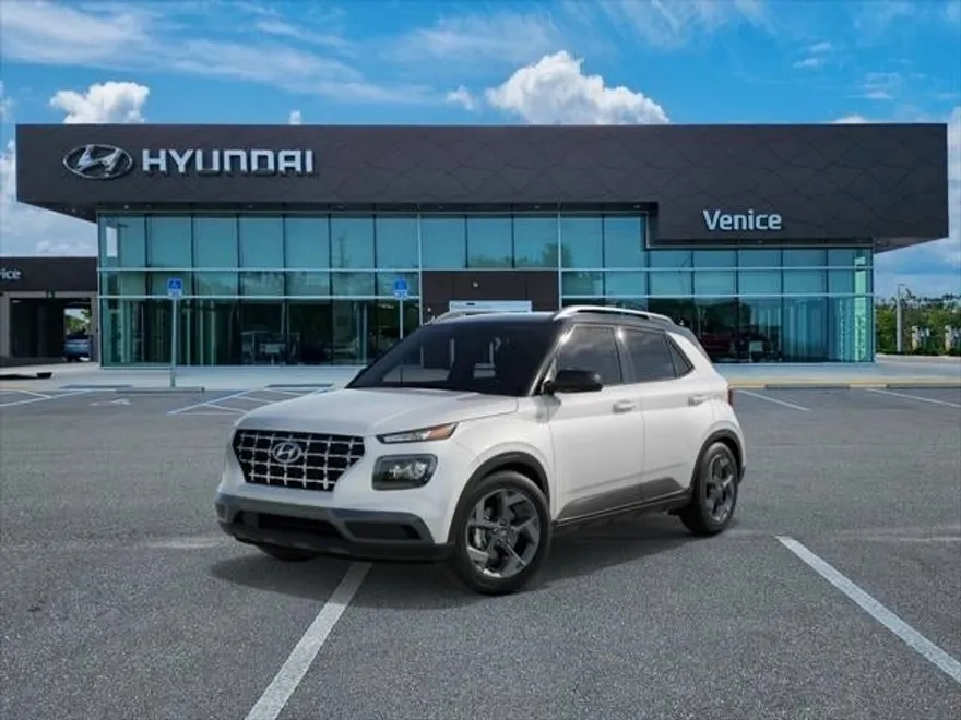 2025 Hyundai Venue Limited photo 1