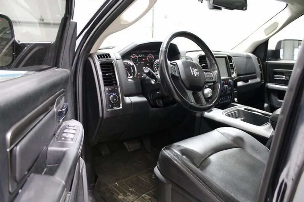 2017 Ram 1500 Sport photo 1