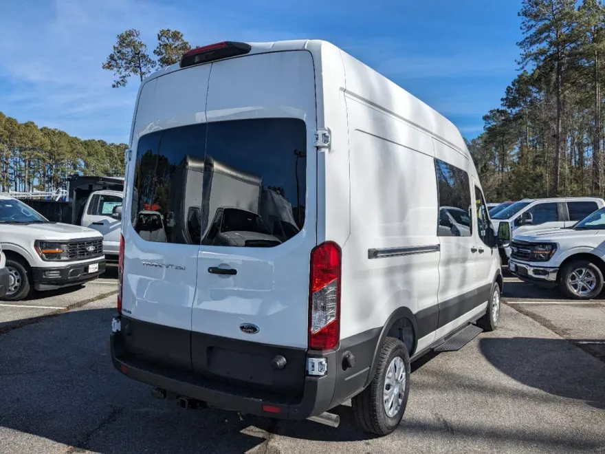 2024 Ford Transit photo 1