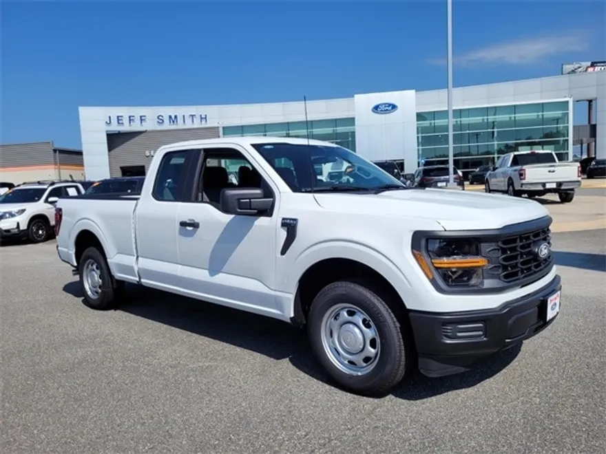 2025 Ford F-150 XL photo 1