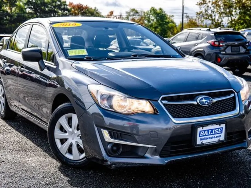 2016 Subaru Impreza 2.0i photo 1