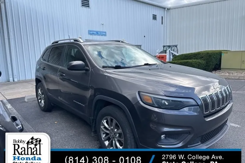 2019 Jeep Cherokee Latitude photo 1