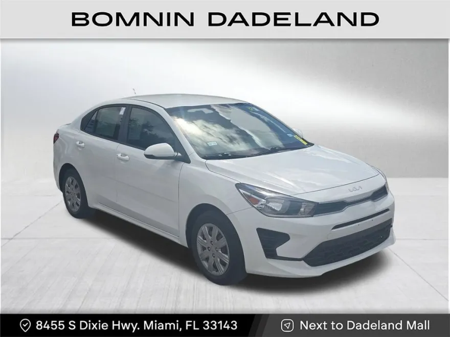 2022 Kia Rio LX photo 1