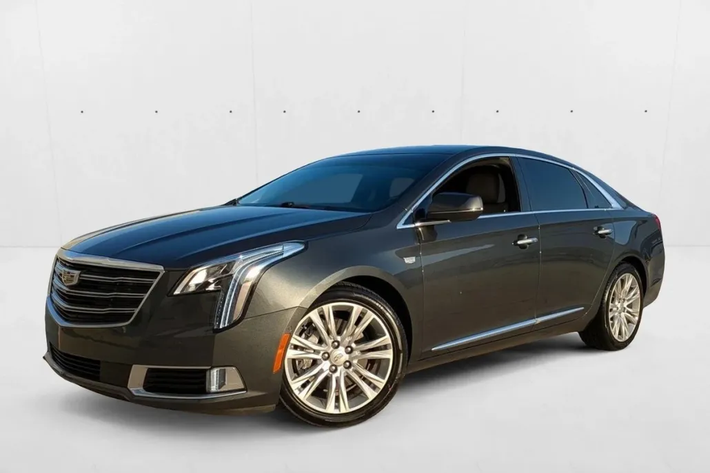 2019 Cadillac XTS Luxury photo 1