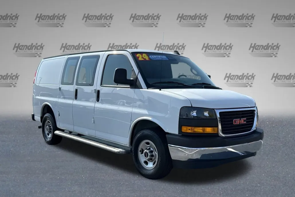 2024 Gmc Savana Cargo 2500 photo 1