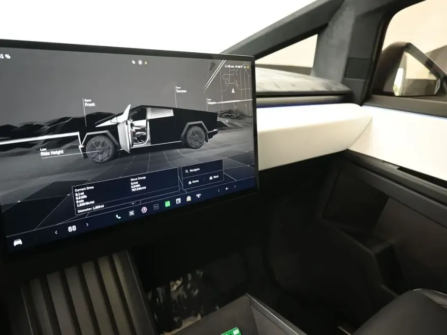 2024 Tesla Cybertruck Cyberbeast photo 16
