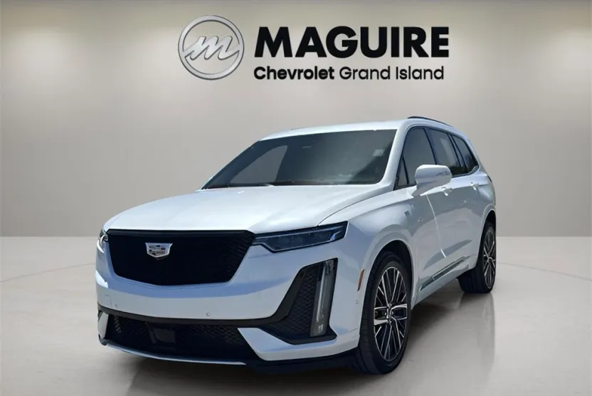 2023 Cadillac XT6 Sport photo 1