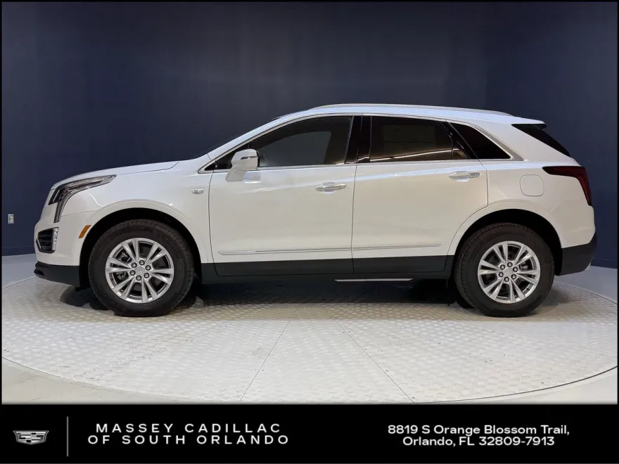 2025 Cadillac XT5 Luxury photo 1