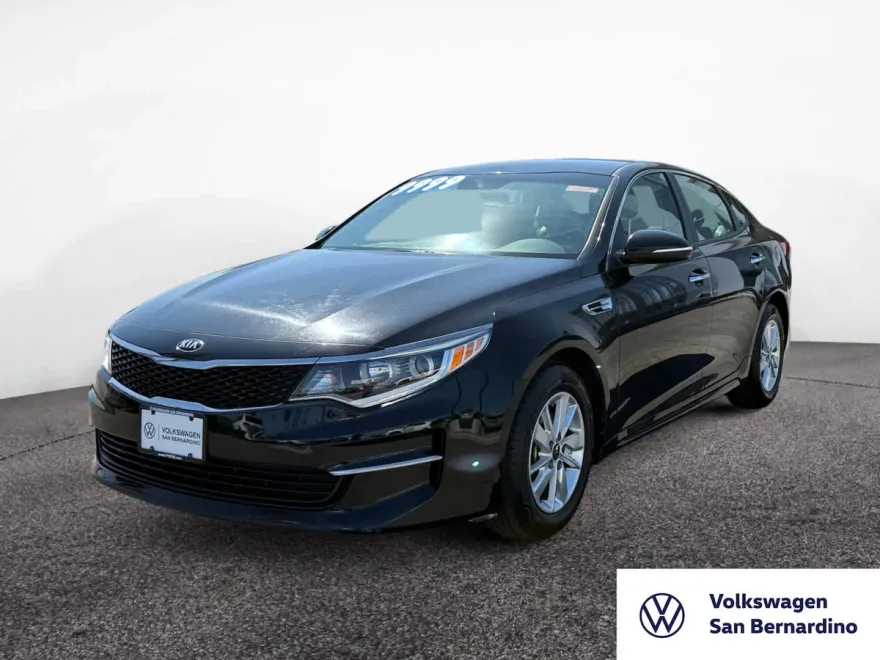 2018 Kia Optima LX photo 1