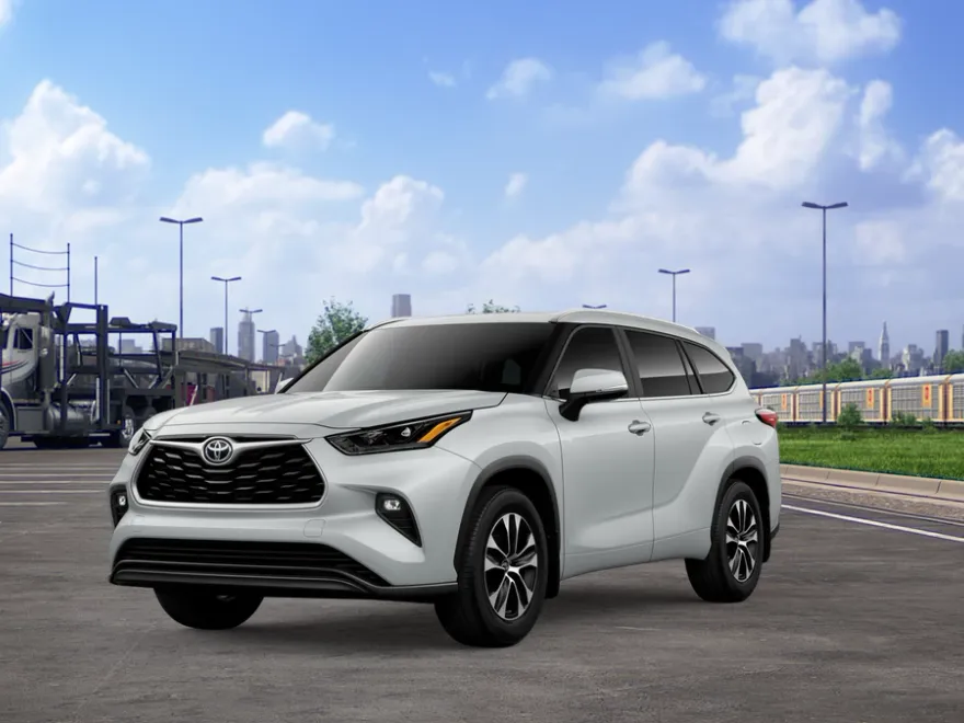 2026 Toyota Highlander XLE photo 1