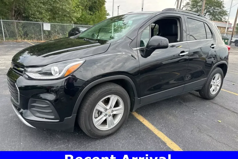 2020 Chevrolet Trax LT photo 1