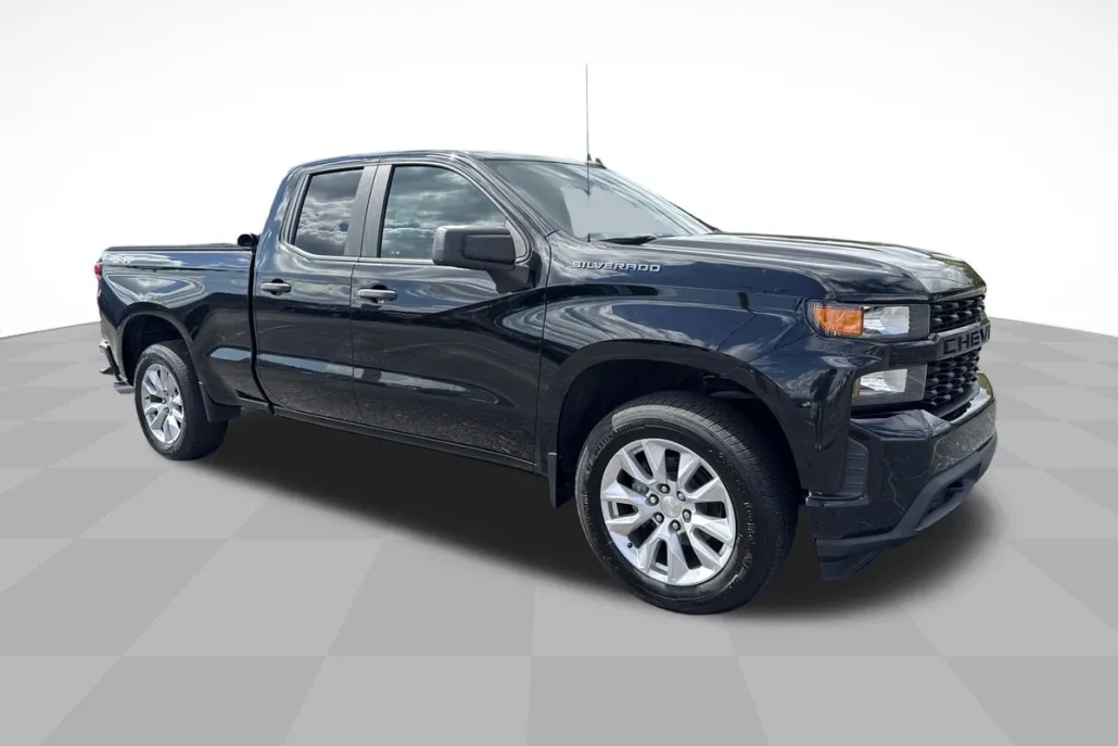 2019 Chevrolet Silverado 1500 Custom photo 1