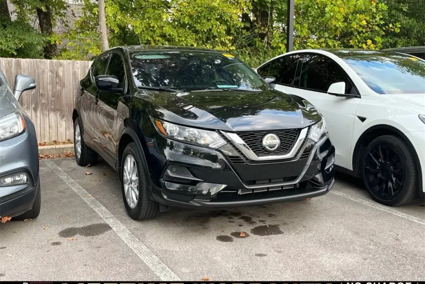 2021 Nissan Rogue Sport S photo 1