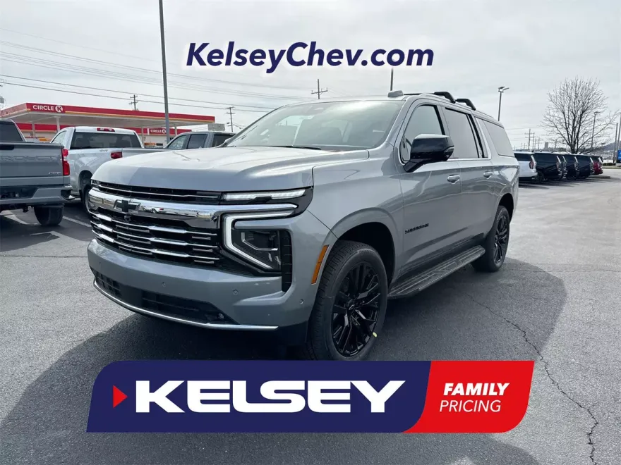 2025 Chevrolet Suburban Premier photo 1