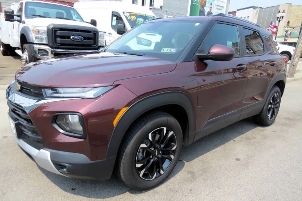 2022 Chevrolet Trailblazer LT photo 1