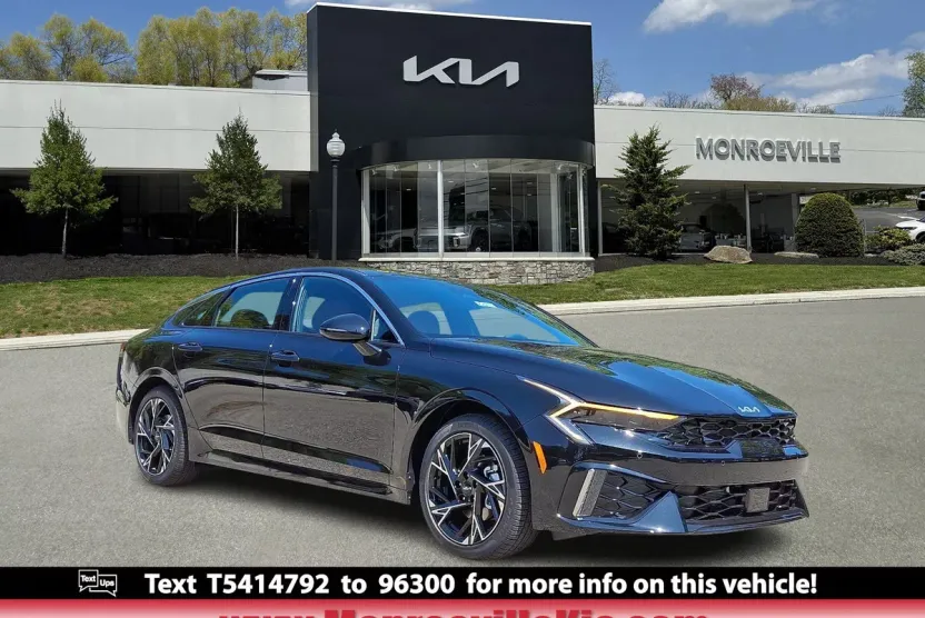 2026 Kia K5 GT-Line photo 1