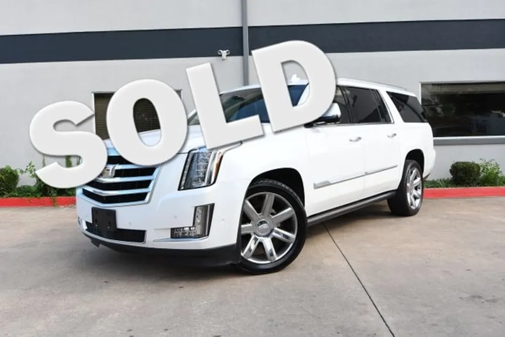 2017 Cadillac Escalade ESV Premium Luxury photo 1