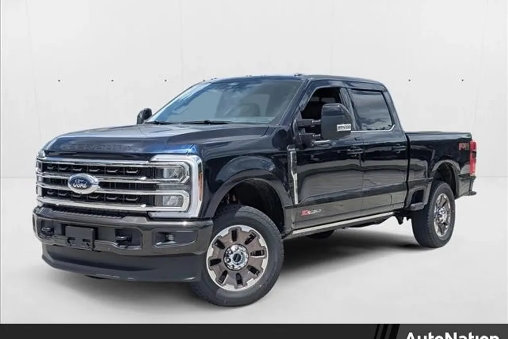 2025 Ford F-350 King Ranch photo 1