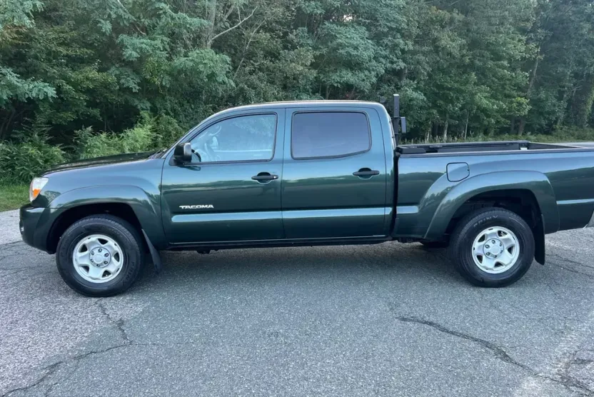 2011 Toyota Tacoma Double Cab photo 1