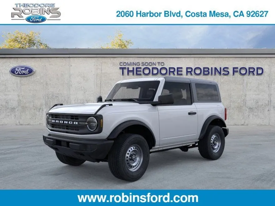 2025 Ford Bronco Base photo 1