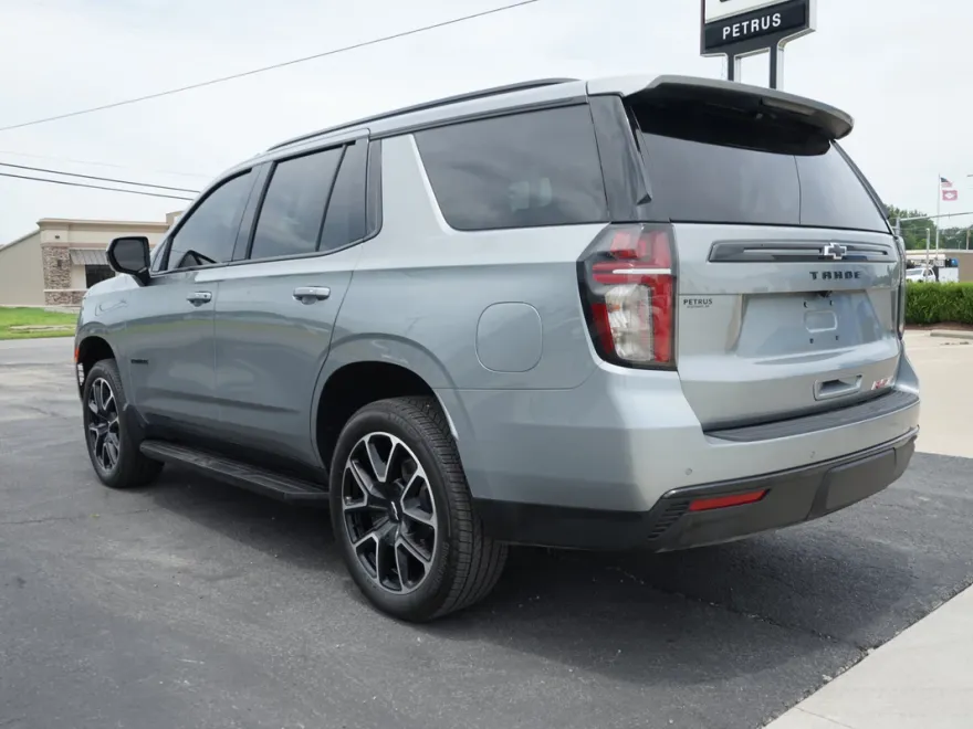 2023 Chevrolet Tahoe RST photo 1