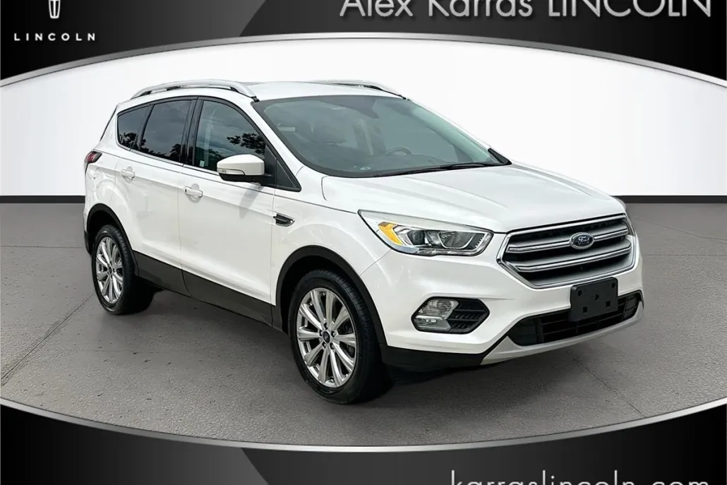 2017 Ford Escape Titanium photo 1