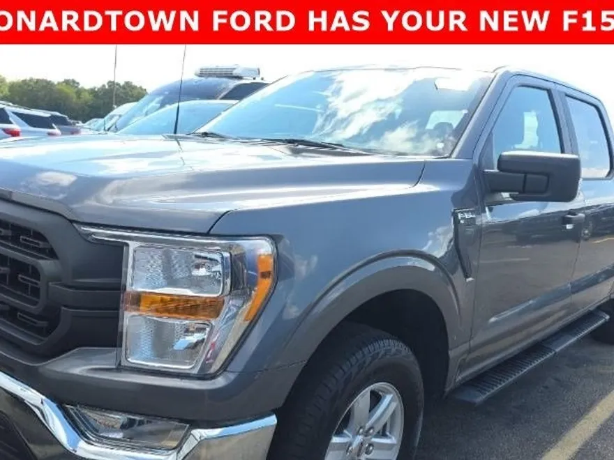 2022 Ford F-150 XL photo 1