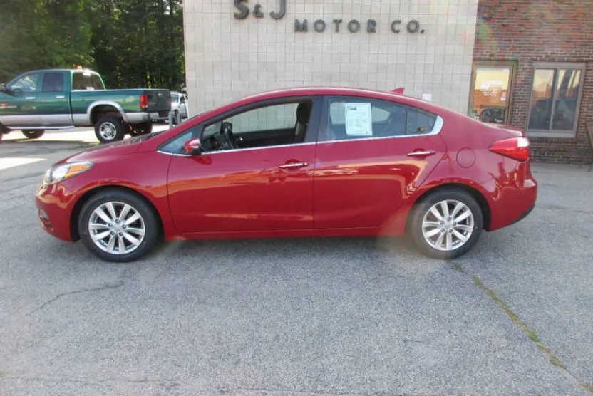 2015 Kia Forte EX photo 1
