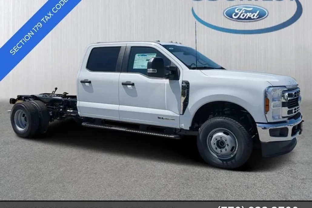 2025 Ford F-350 photo 1