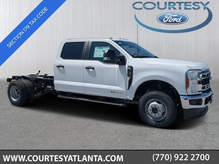 2025 Ford F-350 photo 1