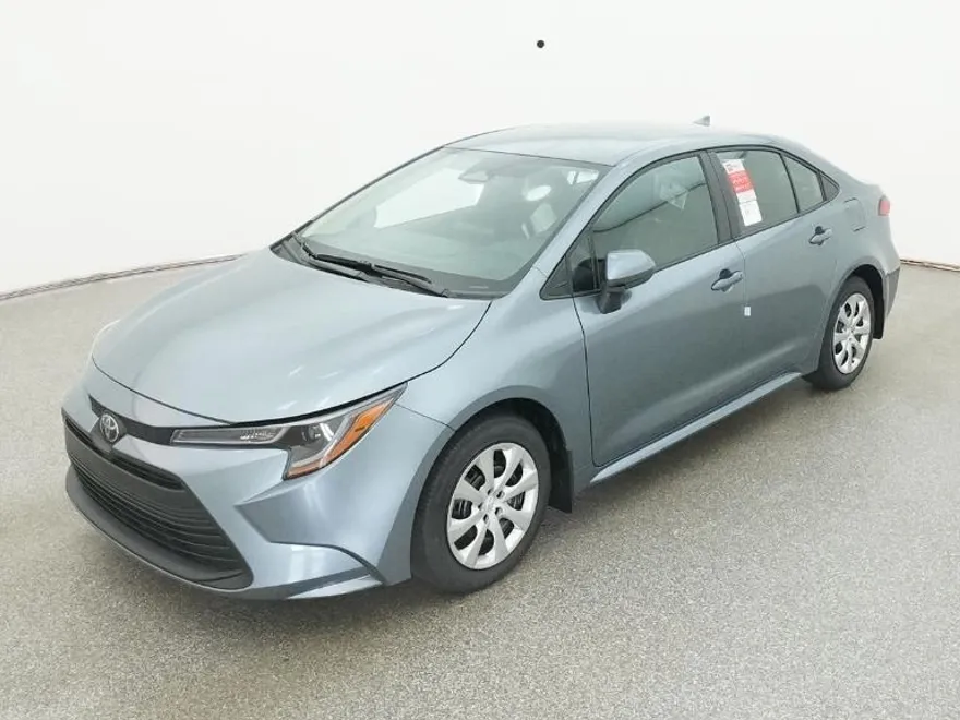 2026 Toyota Corolla LE photo 1
