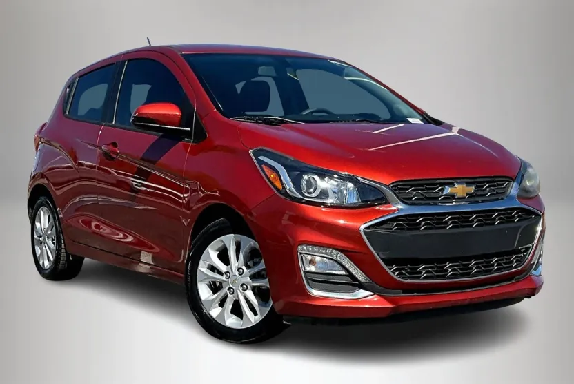 2021 Chevrolet Spark 1LT photo 1